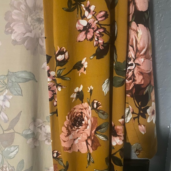 Like new Lime and Chili duster - Picture 4 of 5